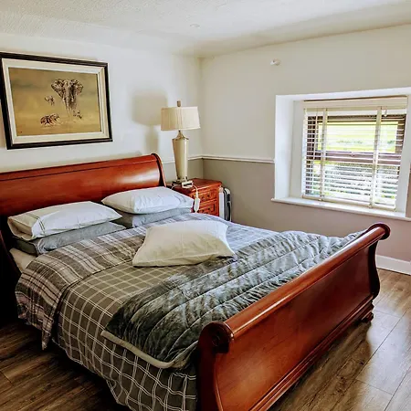 Holiday home Laurel *